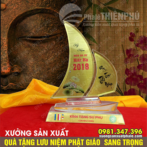 quà tặng mùa an cư kiết hạ