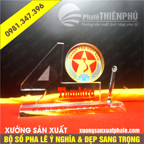 Bộ số pha lê 40 năm để bàn