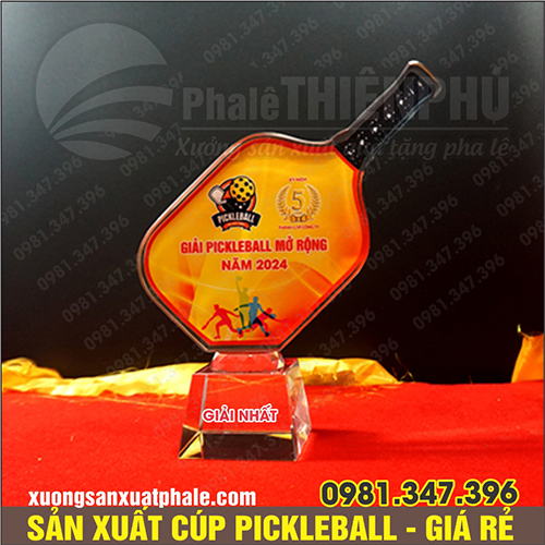 Cúp pickleball gắn bóng mini