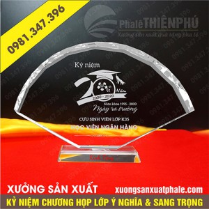 Kỷ niệm chương họp lớp 29