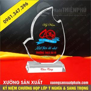 Kỷ niệm chương họp lớp 32