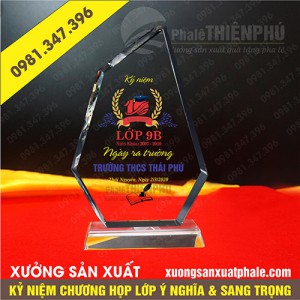 Kỷ niệm chương họp lớp 34