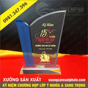 Kỷ niệm chương họp lớp 39