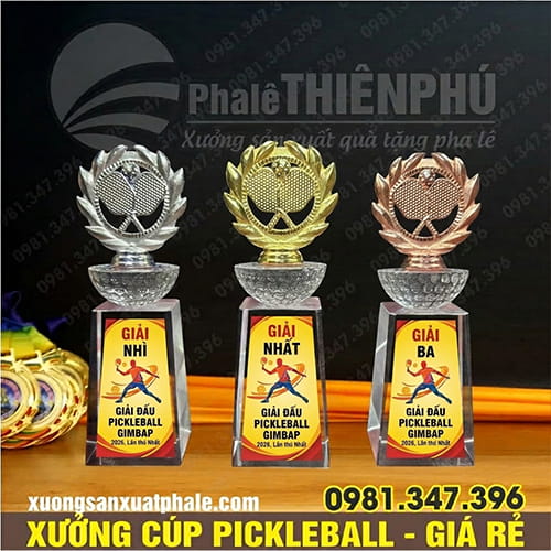 Bộ Cúp Pickleball Pha Lê Đế Đúc Gắn Kim Loại